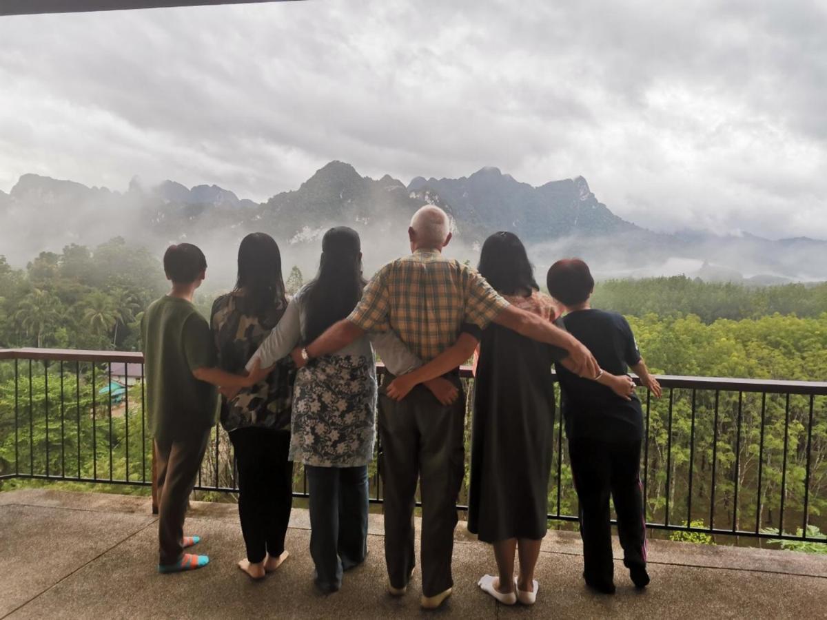 Billion Views Khaosok Homestay Khao Sok National Park 外观 照片