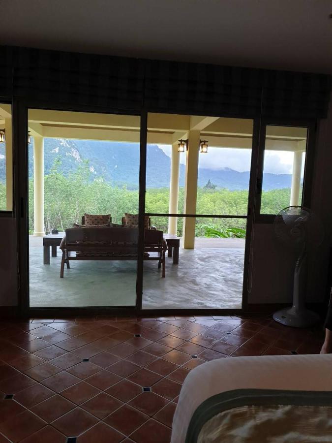Billion Views Khaosok Homestay Khao Sok National Park 外观 照片
