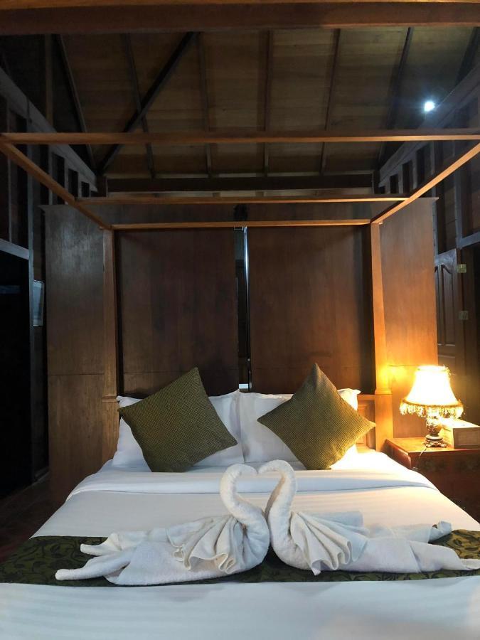 Billion Views Khaosok Homestay Khao Sok National Park 外观 照片