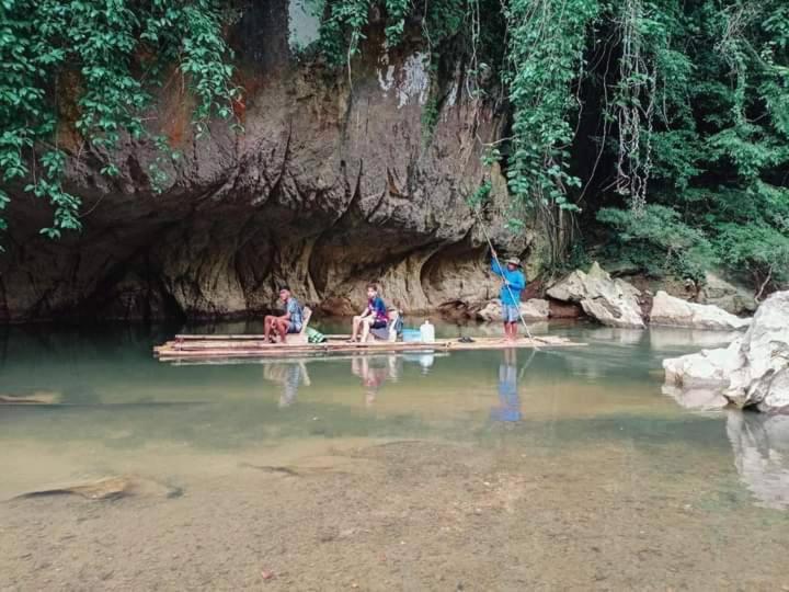 Billion Views Khaosok Homestay Khao Sok National Park 外观 照片